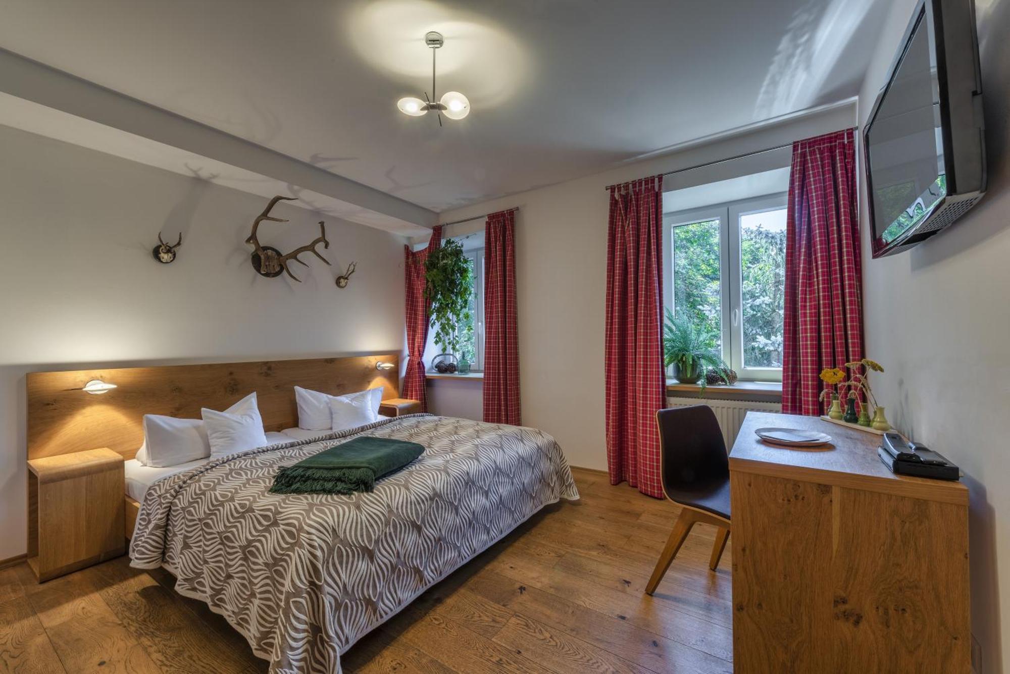 Bio-Landhotel Moarwirt Dietramszell Bagian luar foto
